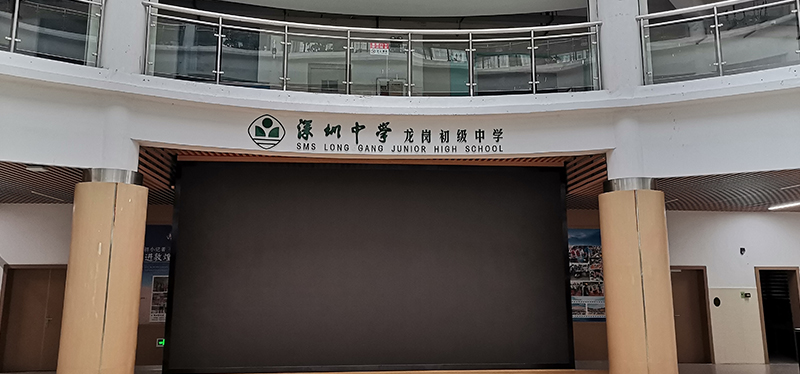 深圳中學(xué)龍崗初級中學(xué)安裝電教室電腦桌-外語聽力考試電腦桌